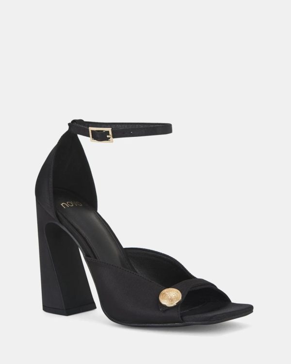 Attireaxis.shop0260f48eae 3