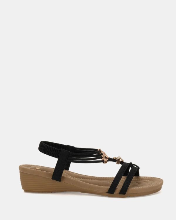 Attireaxis.shop07fc5028fc 1