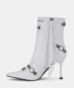 Attireaxis.shop08943cffed 4