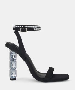 Attireaxis.shop093d53ac4e 1