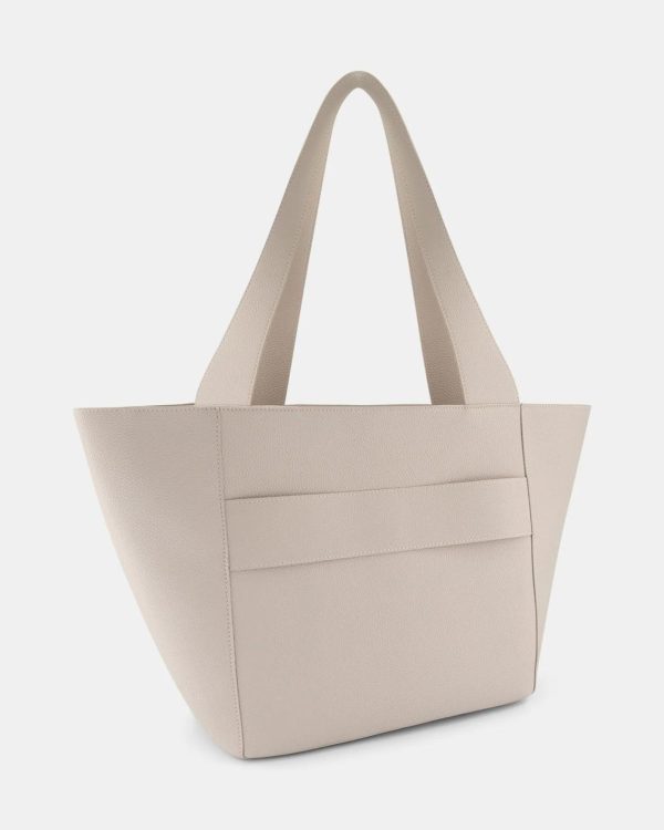 Attireaxis.shop0daacd52d8 2