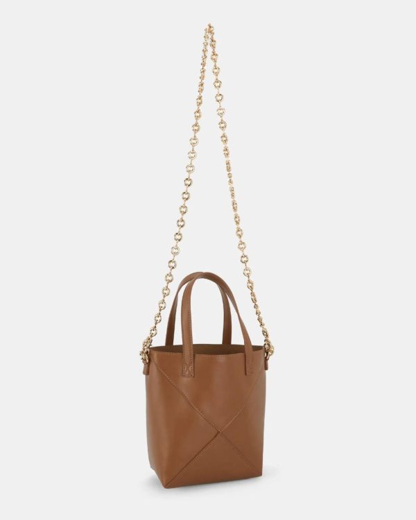 Attireaxis.shop1153c30a4c 1