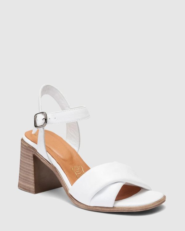 Attireaxis.shop1db44b7059 2