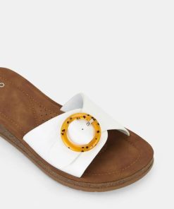 Attireaxis.shop2d2dcb2c56 3