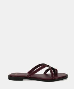 Attireaxis.shop2d6522080e 1