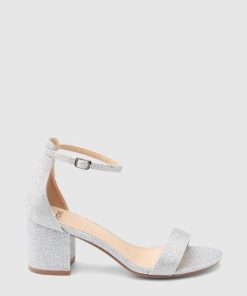 Attireaxis.shop2e6f294013 1