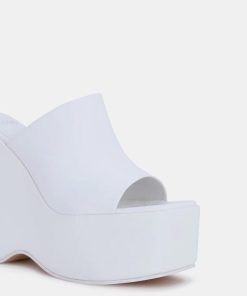 Attireaxis.shop2f21cbc628 2