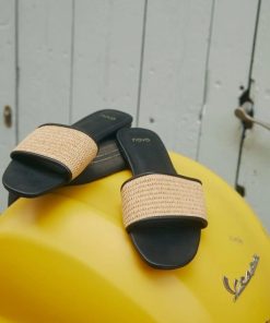 Attireaxis.shop3399636faa 4