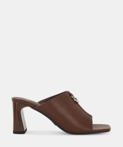 Attireaxis.shop3622629521 1