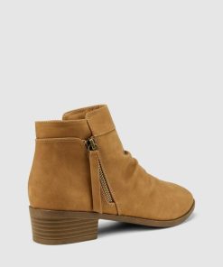 Attireaxis.shop380425c7d9 3