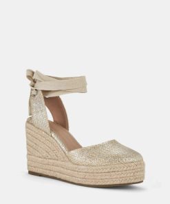 Attireaxis.shop3d56288654 2