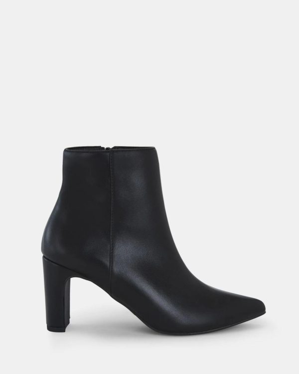 Attireaxis.shop53d0f1aabe 1