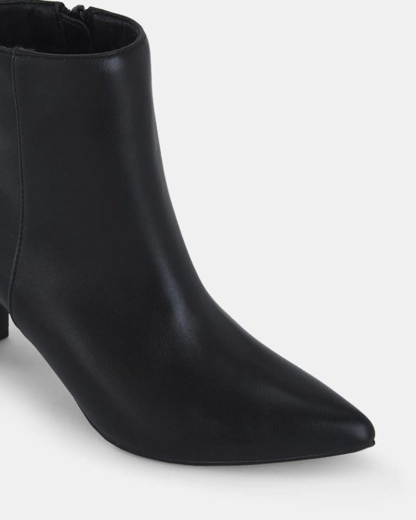 Attireaxis.shop53d0f1aabe 4