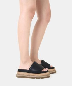 Attireaxis.shop561303f6ee 2