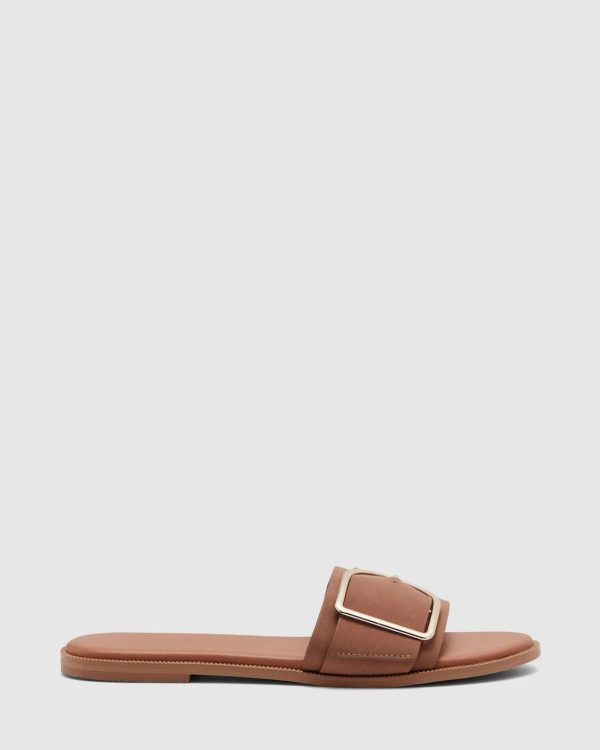 Attireaxis.shop5742560675 1