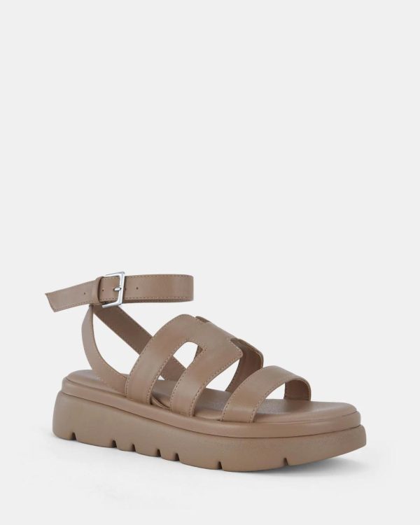 Attireaxis.shop5a81a4ea12 2