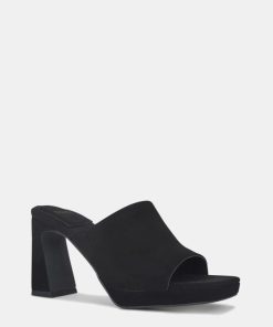 Attireaxis.shop5ce958b712 1