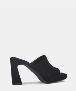 Attireaxis.shop5ce958b712 2