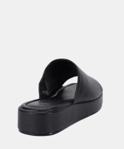 Attireaxis.shop5cff8115d2 5