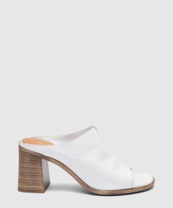 Attireaxis.shop5d2524c0b9 1