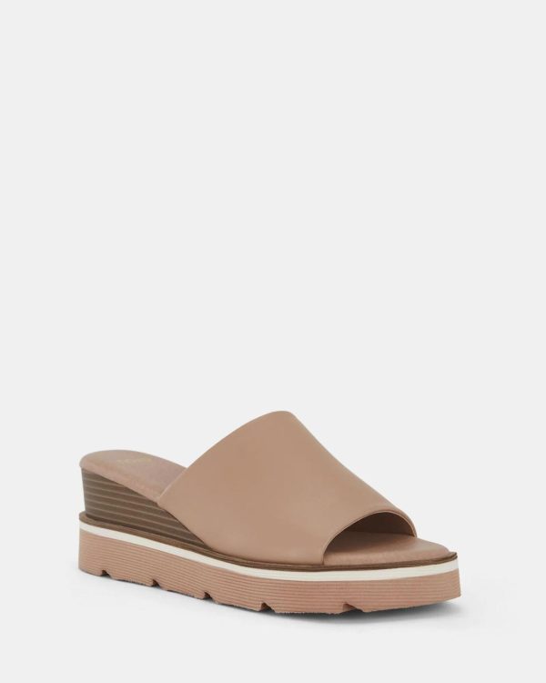 Attireaxis.shop5ebb7a241c 2