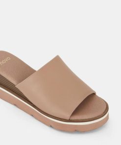 Attireaxis.shop5ebb7a241c 3