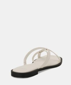 Attireaxis.shop61afbdcb87 5