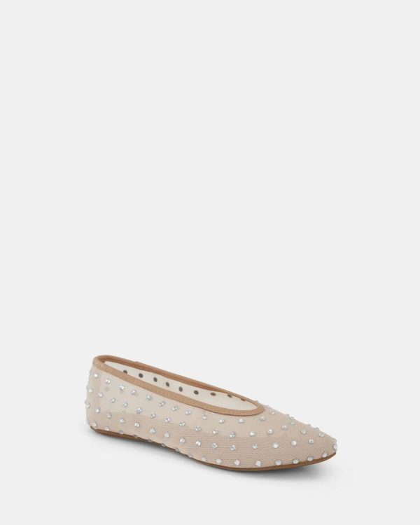 Attireaxis.shop6205566c83 2