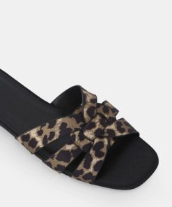 Attireaxis.shop69377d52d2 3