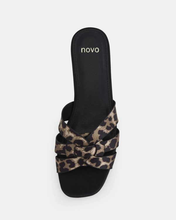 Attireaxis.shop69377d52d2 4