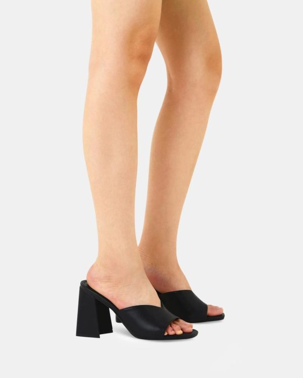 Attireaxis.shop6bfcda825c 2