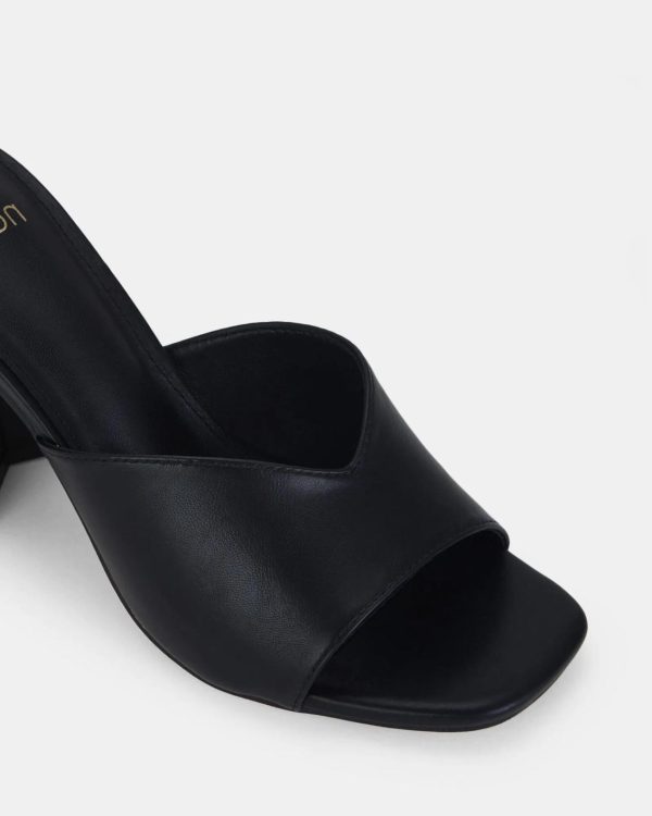 Attireaxis.shop6bfcda825c 4