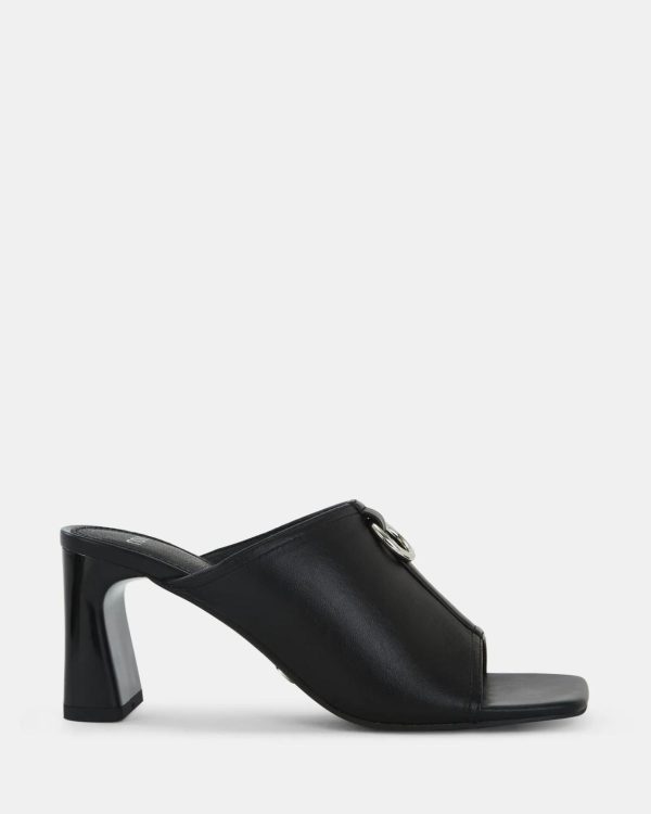 Attireaxis.shop6df1926e59 1