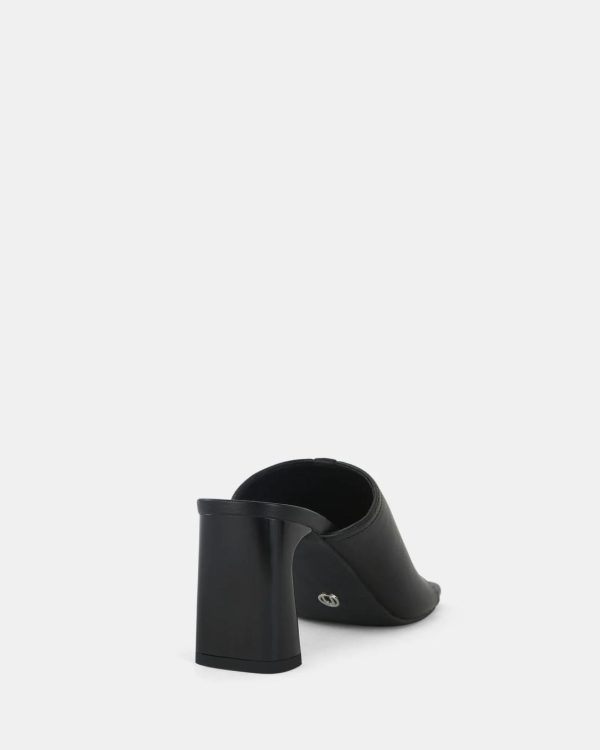 Attireaxis.shop6df1926e59 5