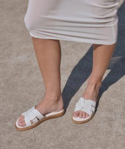 Attireaxis.shop7247fd93c5 2