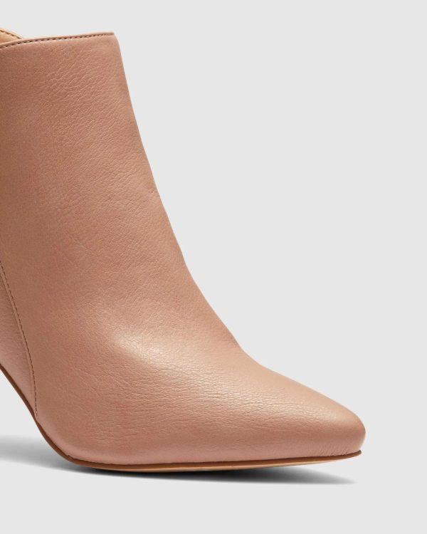 Attireaxis.shop7384013955 2