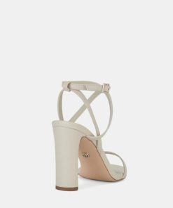 Attireaxis.shop7819494025 3