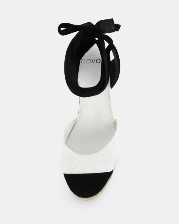 Attireaxis.shop787fcbd477 4