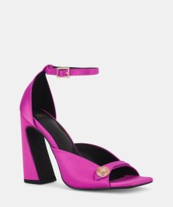 Attireaxis.shop7aa1dedd0e 3