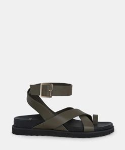 Attireaxis.shop8318411994 1