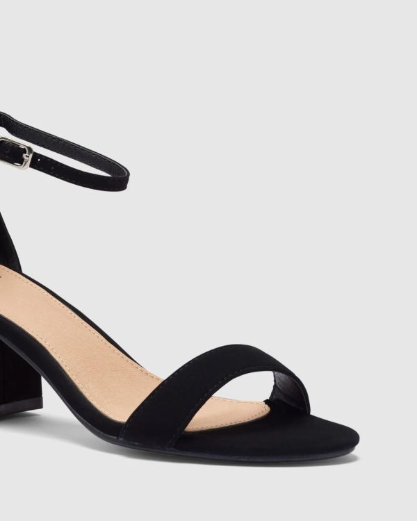 Attireaxis.shop85941d7681 2