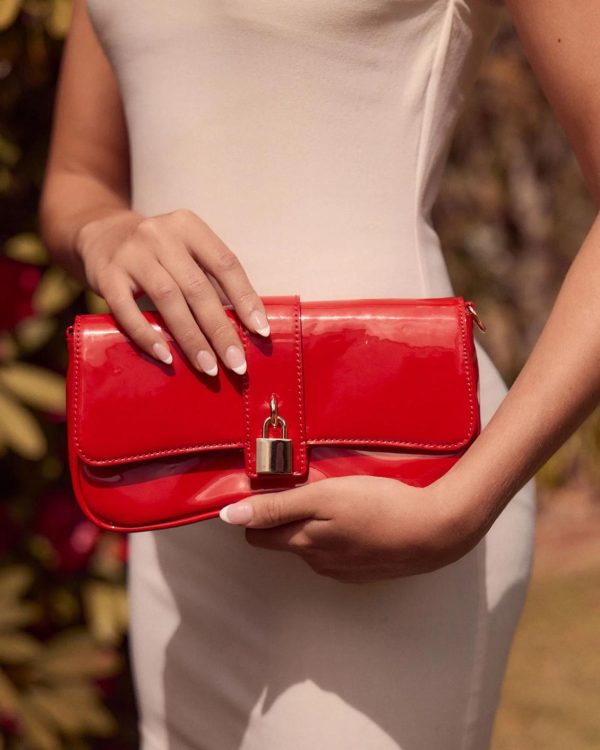 Attireaxis.shop85a1402451 2