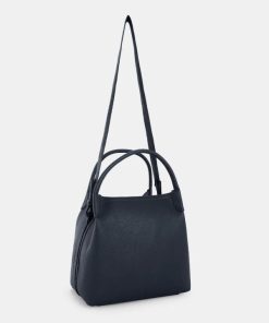 Attireaxis.shop8713bfebb8 1