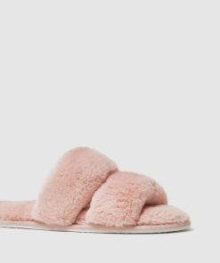 Attireaxis.shop90015142be 2