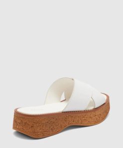 Attireaxis.shop9058c500b5 4