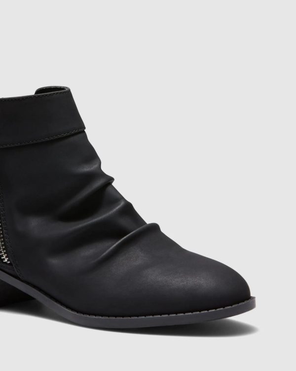 Attireaxis.shop912cc816fd 2