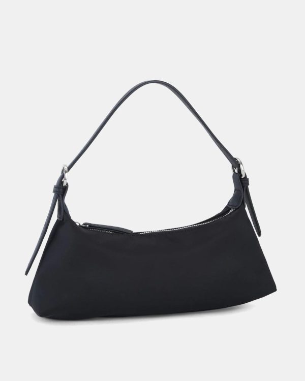 Attireaxis.shop9b3c89e772 1