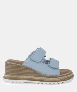 Attireaxis.shop9b554bf5a4 1