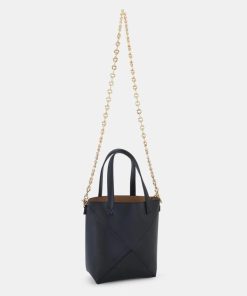 Attireaxis.shopa6a908b247 1