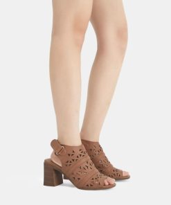 Attireaxis.shopad1bb4dcf3 2